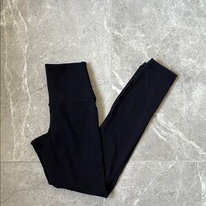Black lululemon leggings
